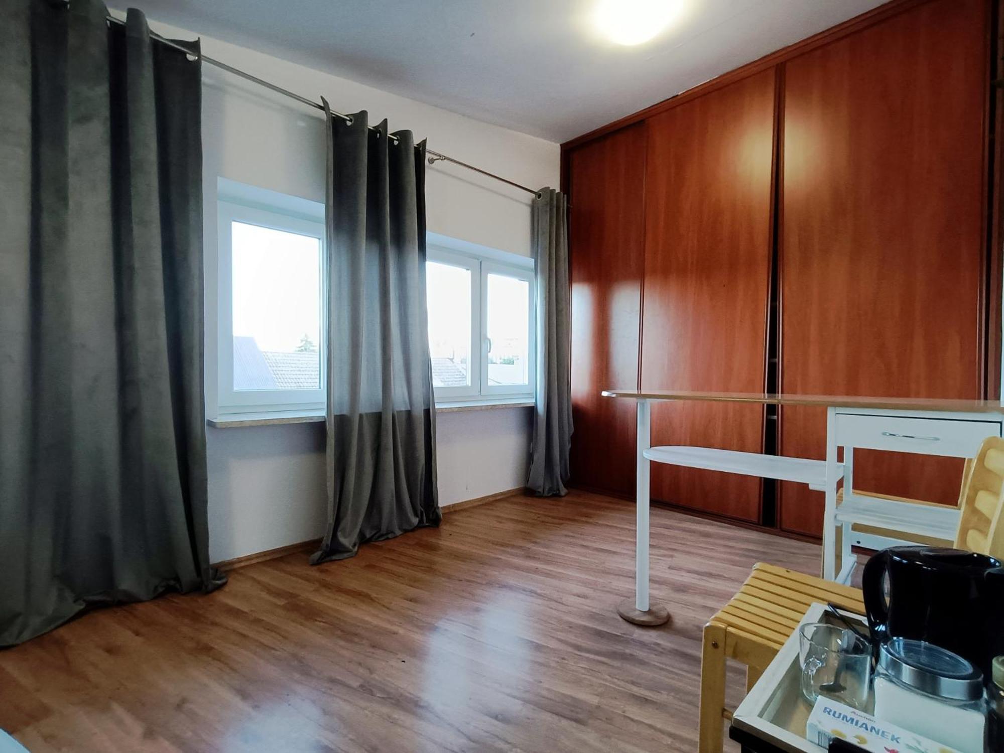 Pokoje Przytulnie Jak W Domu Cracovie Extérieur photo